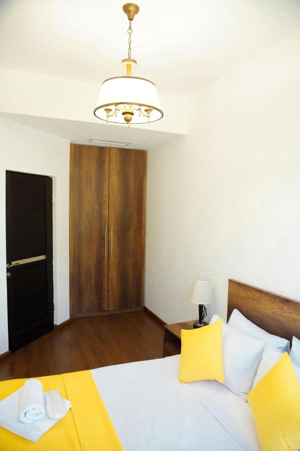 City Center Appartment At Buzand St. Erévan Extérieur photo